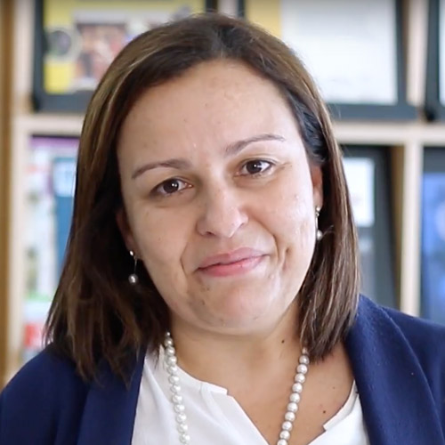 Professora Angélica Monteiro - Instituto Piaget