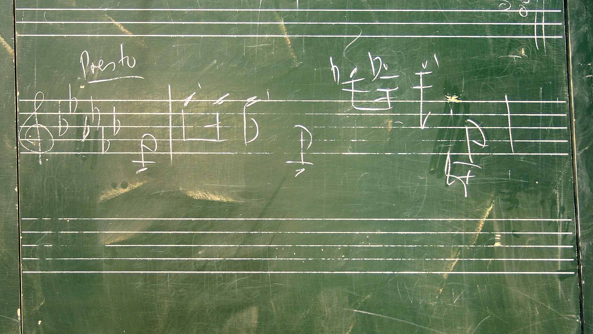 Diferenciação curricular nas aulas de canto do ensino superior de música em  Portugal - Site Oficial do Instituto Piaget